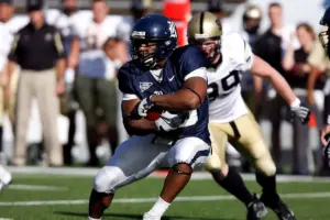 Gridiron on Four Wheels: The Ultimate Guide to Planning the Premier College Football RV Road Trip