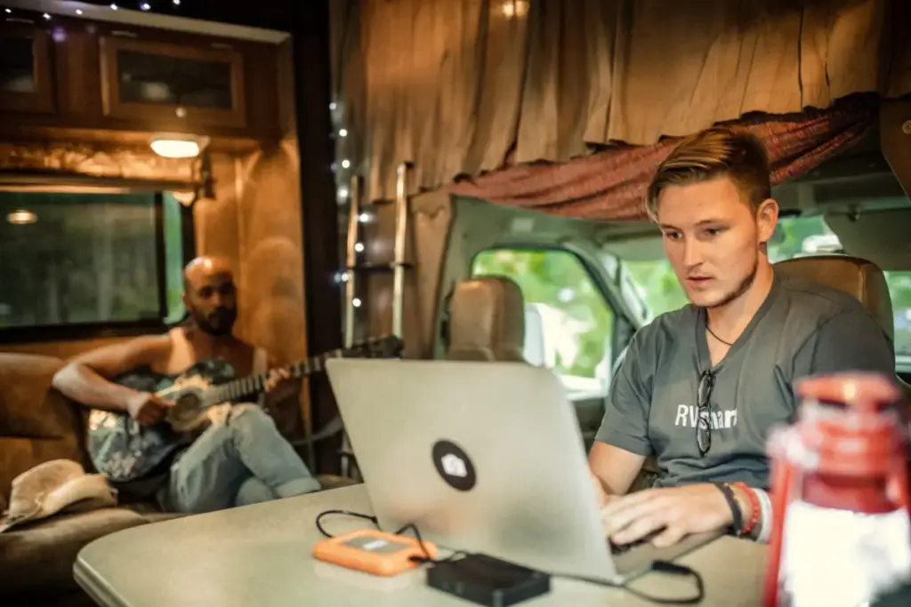 The Modern Nomad’s Playbook: How to Evaluate, Compare, and Secure the Ultimate Campground Experience