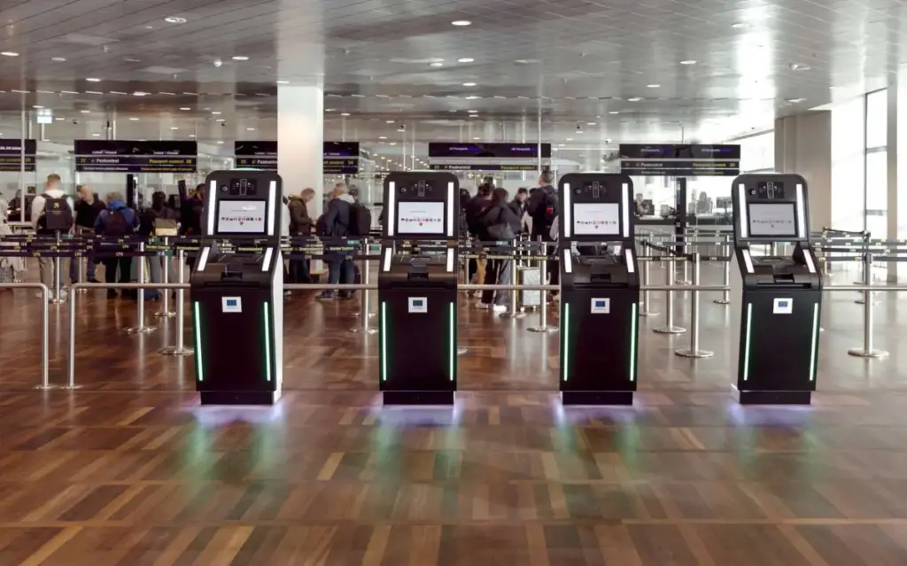 No Room for Error: Ryanair Sounds Alarm as EU Removes Border ‘Safety Valve’ for Biometric Checks