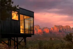 The Illusion of Sedona: How AI-Generated TikTok Influencers Are Selling Fake Hotel Experiences