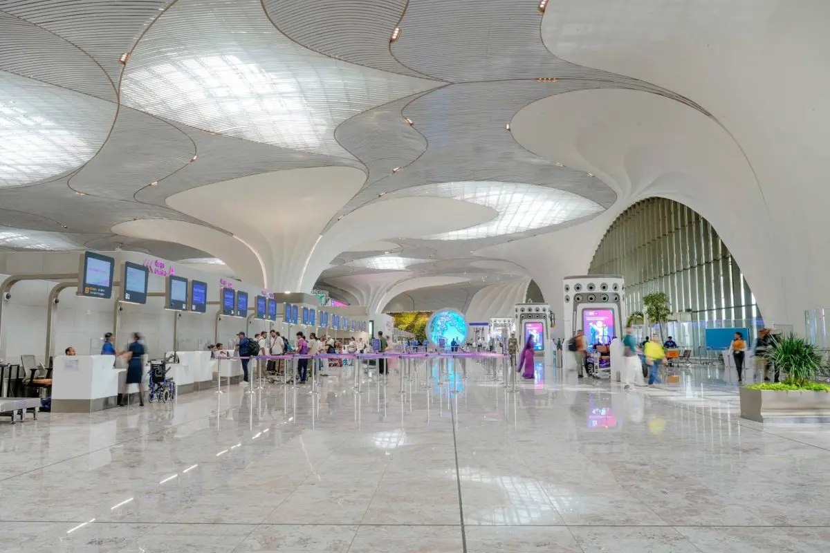 Indian Government Halts Sudden International Flight Shift to Navi Mumbai Airport, Ordering Collaborative Roadmap